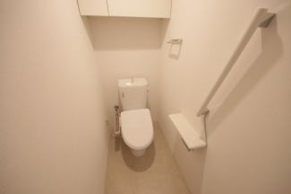 清潔感のあるトイレです