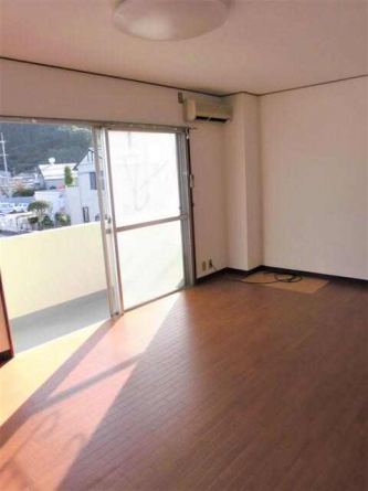 村上ハイツの画像