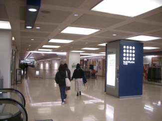 神戸市中央区三宮町１丁目の店舗の画像