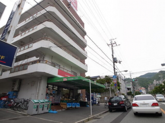 セブンイレブン阪急春日野道駅前店まで71m