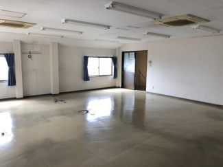 松山市東方町の倉庫の画像