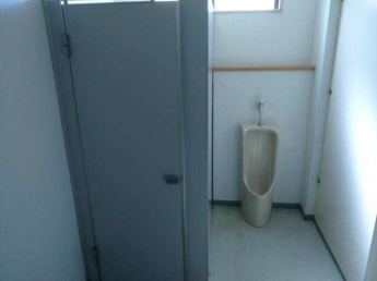 問屋町倉庫付事務所の画像