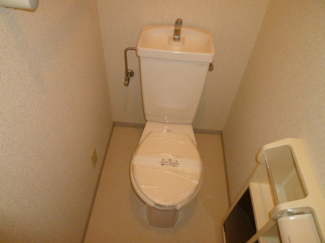 落ち着いたトイレです
