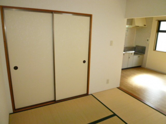 明るい和室です