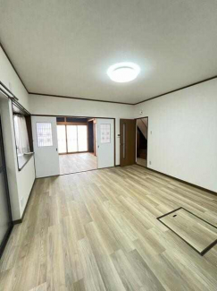 南梅本町　中古戸建の画像