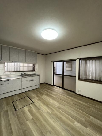 南梅本町　中古戸建の画像
