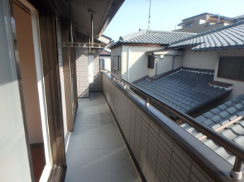 バルコニーがあります