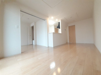 【居間・リビング】