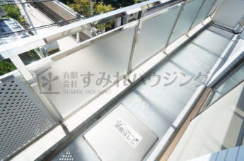 【バルコニー】