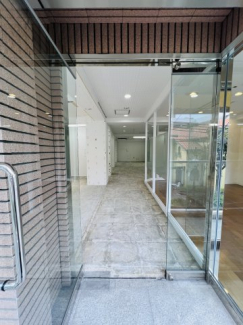 エントランス（小）