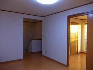 こちらのリビングで趣味の時間をお楽しみください