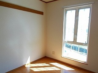 内装は落ち着いています