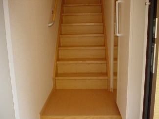 明るい玄関です