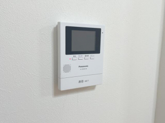 東南　洋室６帖