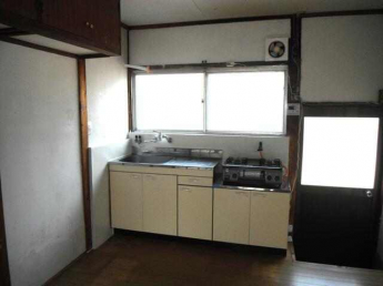 宇高町１丁目借家の画像