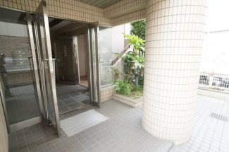 【エントランス】