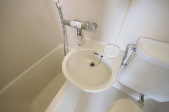 コンパクトで使いやすいお風呂です