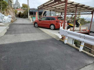 桟敷の駐車場