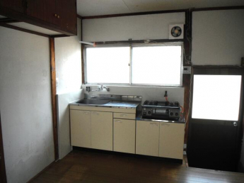 宇高町１丁目借家の画像