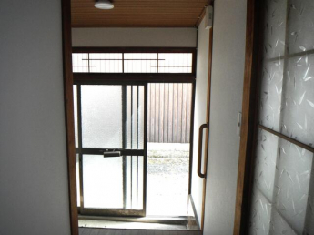 宇高町１丁目借家の画像