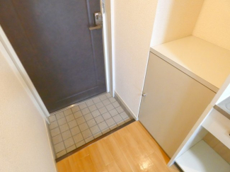 玄関シューズボックス