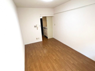 【寝室】