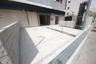 車をお持ちの方に嬉しい駐車場付きの物件です