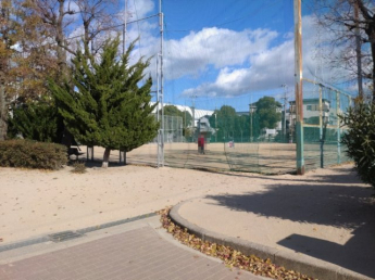 大西新町公園（約25ｍ）