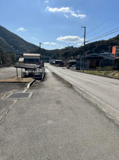 宇和島市高串の店舗一戸建ての画像