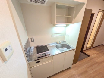 IHクッキングヒーター付き