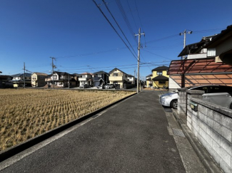 【前面道路含む現地写真】