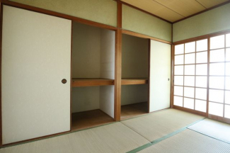 【寝室】