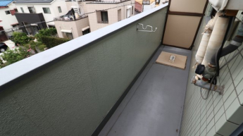 【バルコニー】