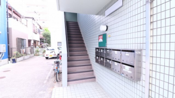 【エントランス】