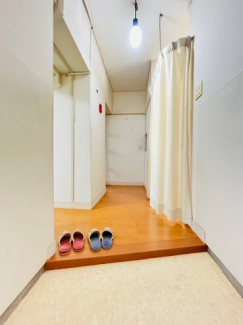 【玄関】