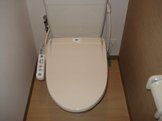 シャワー付トイレ