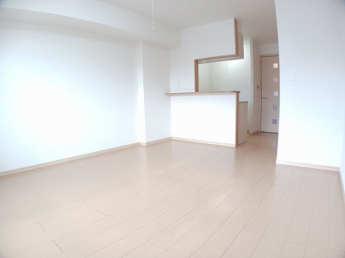 ゆったり過ごせるリビングです