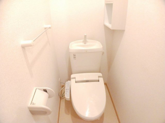 シンプルで使いやすいトイレです