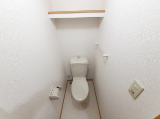 コンパクトで使いやすいトイレです