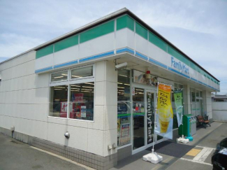 ファミリーマート姫路打越店まで730ｍ