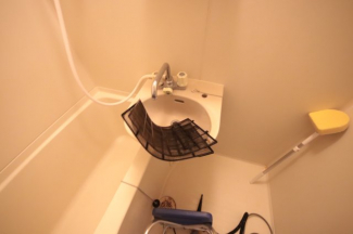 コンパクトで使いやすい洗面所