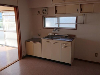 県立丹原高校前の　サンハイツ丹原の画像