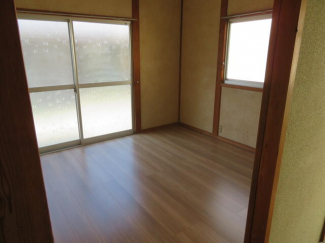 洋室４．５帖