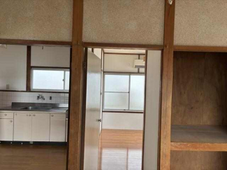 松山市三杉町のアパートの画像