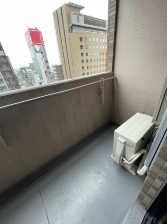 【バルコニー】
