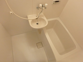 ゆったり過ごせるお風呂です
