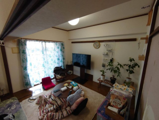 和室をフローリングに変えて17.7帖のLDKになっています