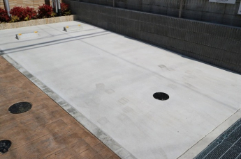 車をお持ちの方に嬉しい駐車場付きの物件です