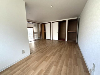 松蔭町貸家の画像