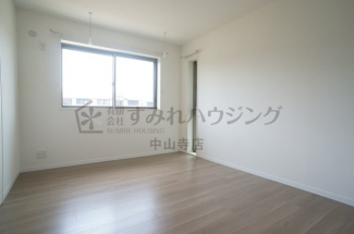 【寝室】
